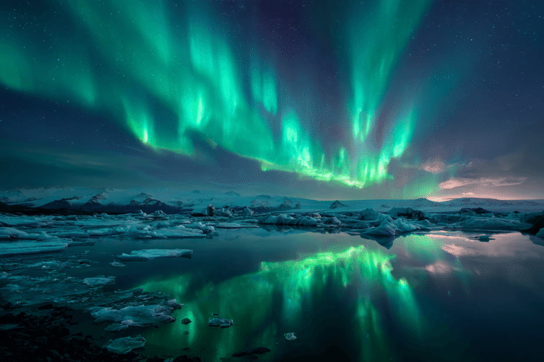 7 Day Northern Lights Package in Iceland